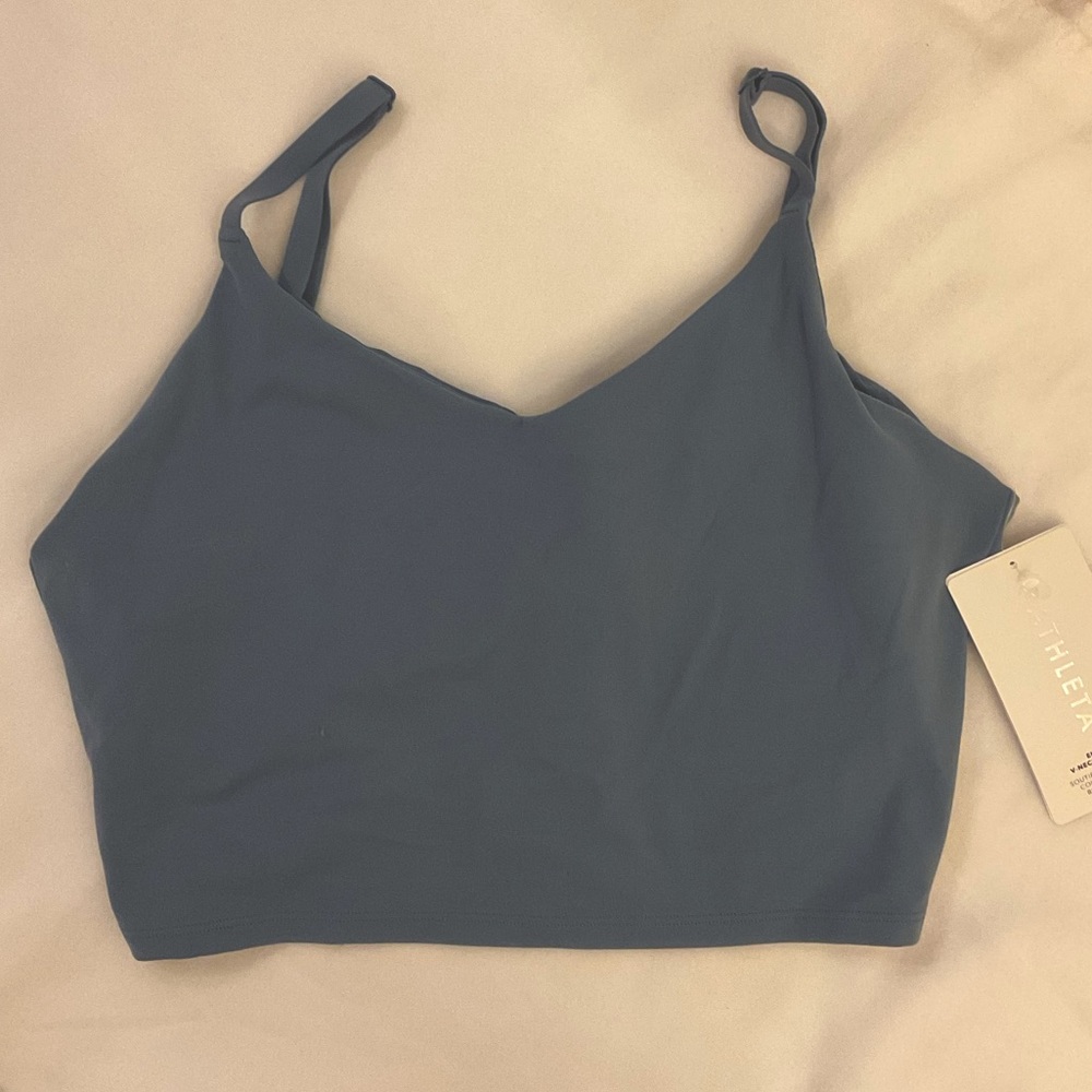 NWT Blue Athleta Elation V-Neck Crop D-DD Large
